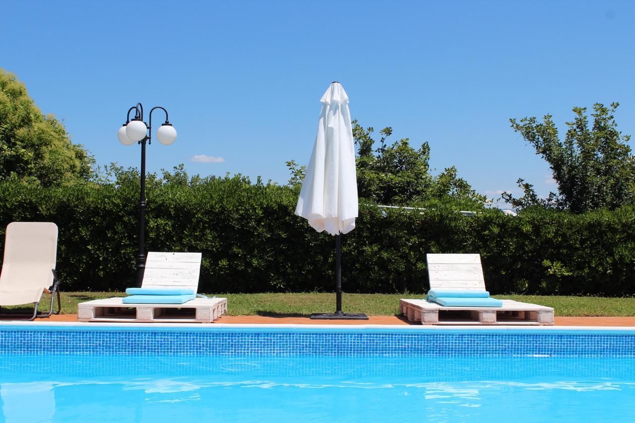 Mengara Poggio Paradiso Apartments מראה חיצוני תמונה